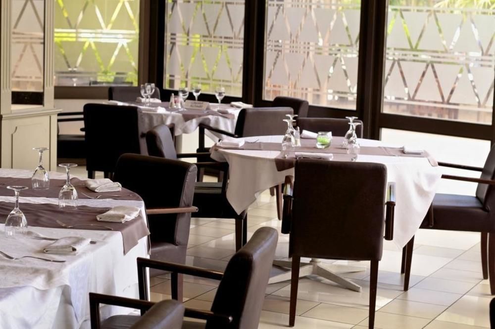 Hotel Le Saint Denis Екстериор снимка